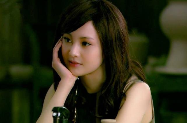 景甜整容事件_开过眼角的女明星_娱乐圈整容女明星